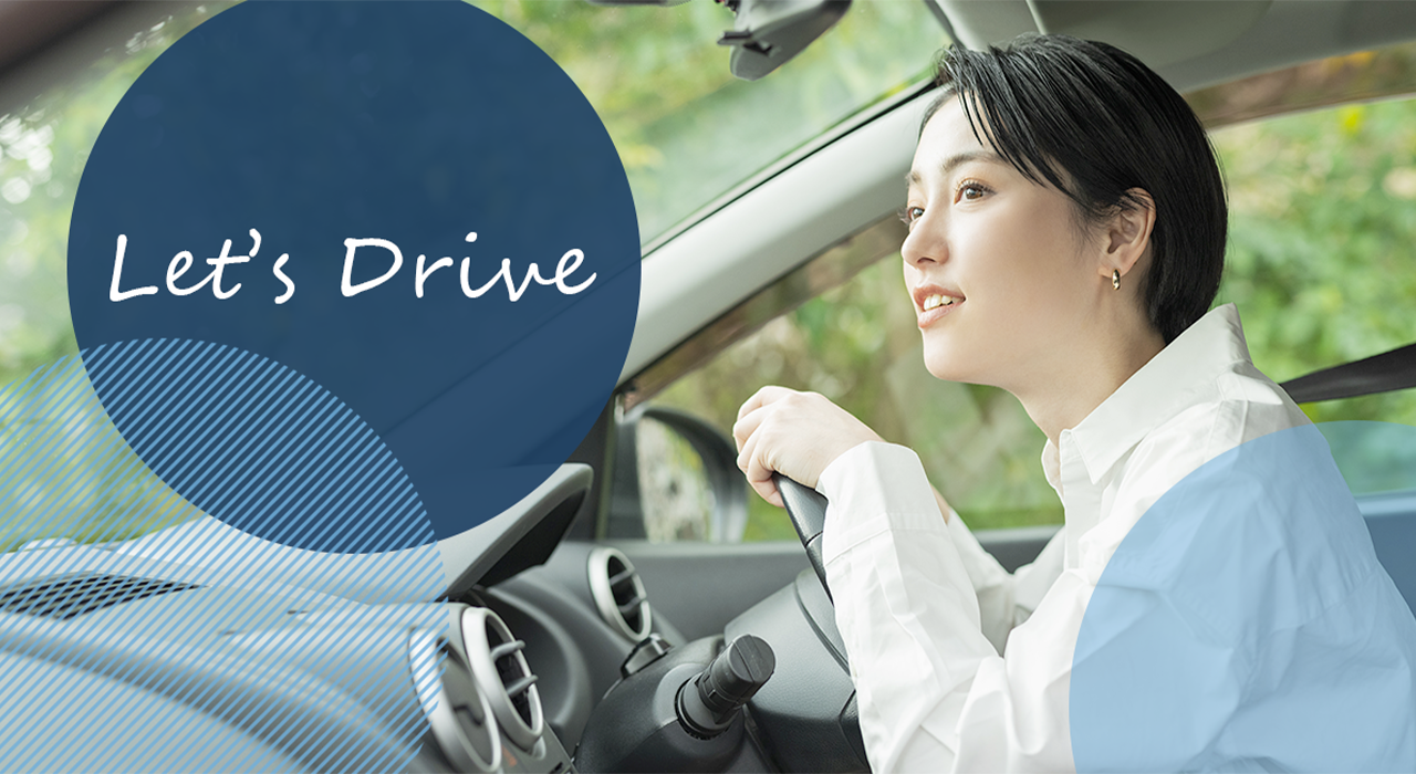 車を運転する女性